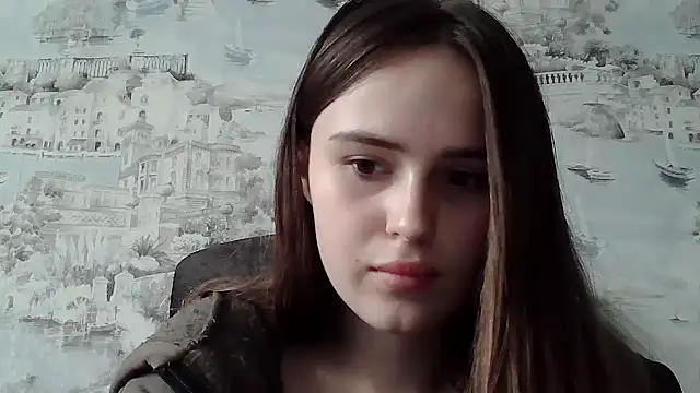 SweetLoraa live cam on StripChat