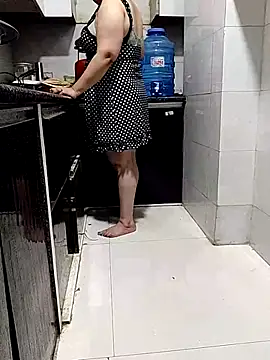 onelifebabby (Ask my age) - Boobs open