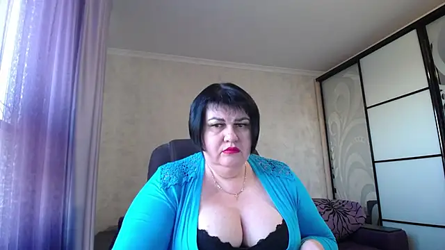 AlluringCurves