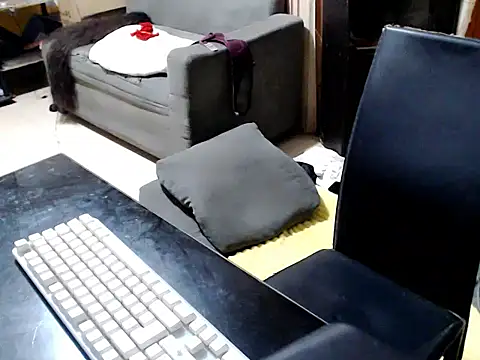 Trish_CurveCock webcam