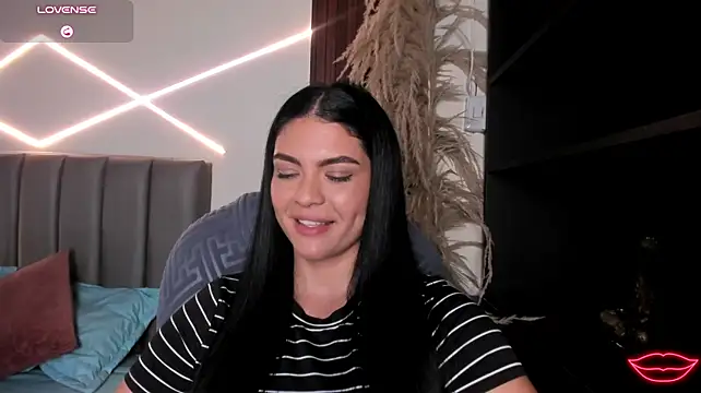 Veronicalanx1