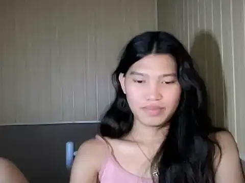 Yourgoddess_jayve live cam on StripChat