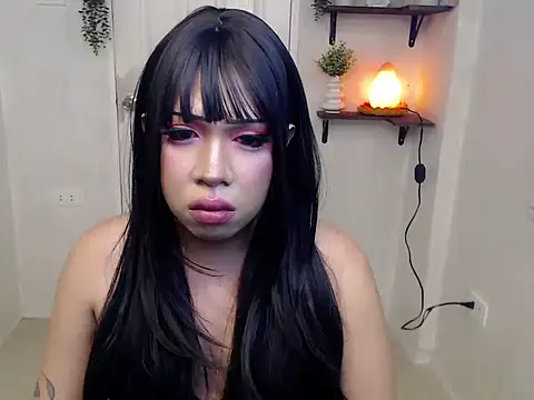 LasciviousDelilah live cam on StripChat
