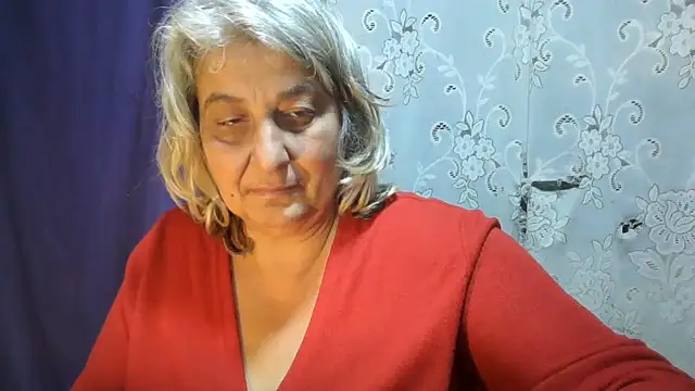 ExquisiteMature webcam