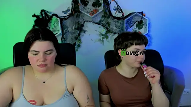 ketty_shy live cam on StripChat