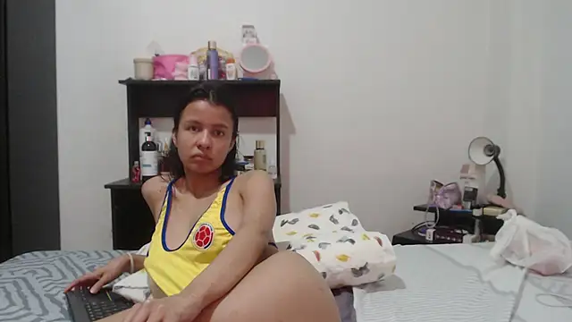 nathaly_jones_ live cam on StripChat