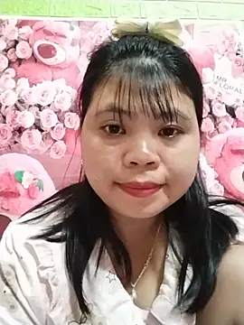 Xuka_lyss live webcam
