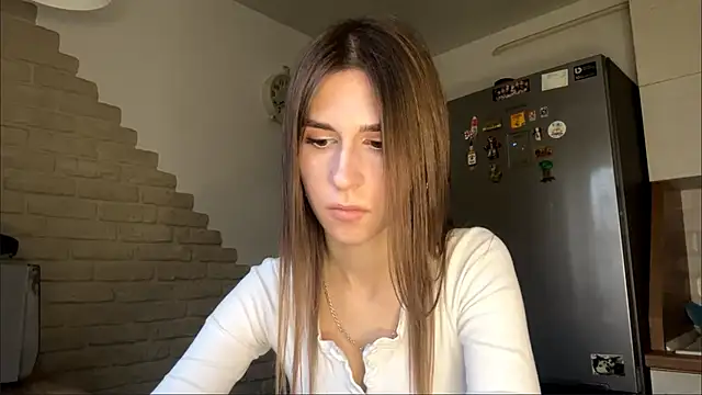 ZaraGuyette live cam preview
