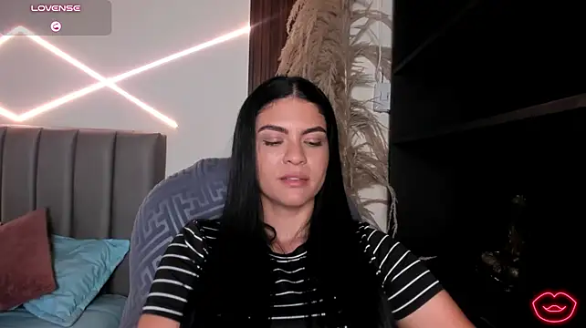 Veronicalanx1
