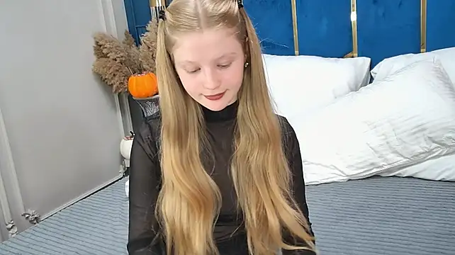 LilianHowards live cam on StripChat