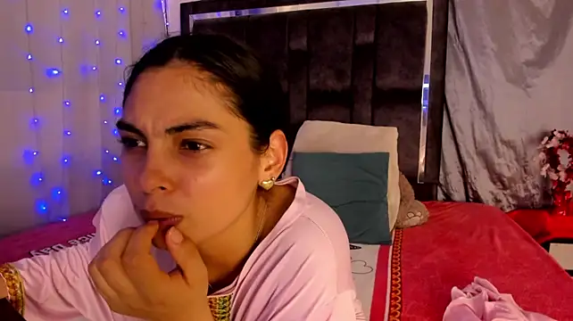 Alana-Nova webcam