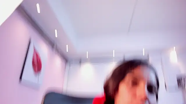 martina_mancini live cam on StripChat