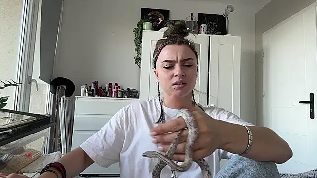 DaciaBones