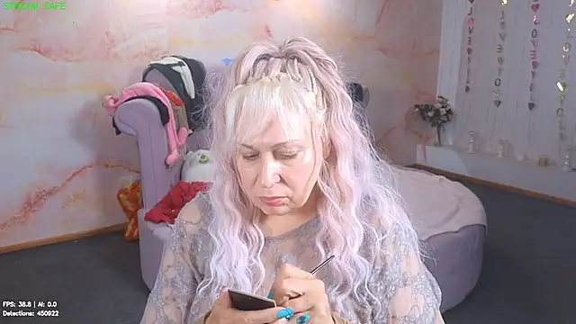 Penelope_Pinky