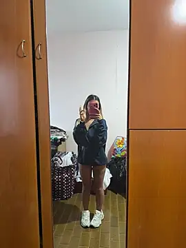 Thegirlofthemirror