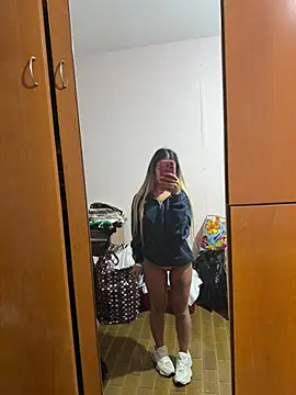 Thegirlofthemirror