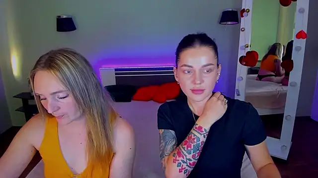 MagicEyess live cam on StripChat
