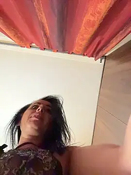Hotmomcheckk_