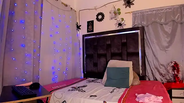 Alana-Nova webcam