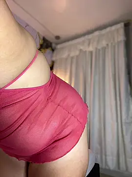 Lia_sexx live cam on StripChat