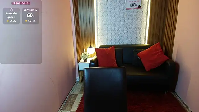 VictoriaLuxee_