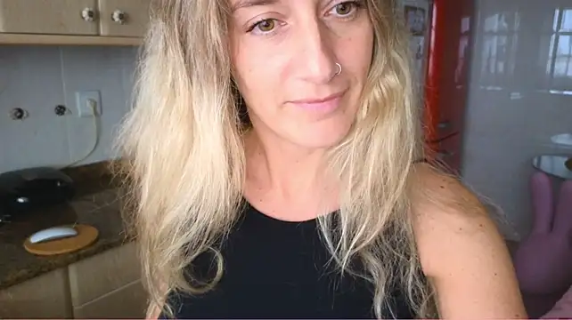 Lunamix live cam