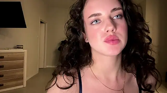 A_Milly live cam on StripChat