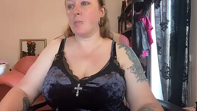 kisicaxx
