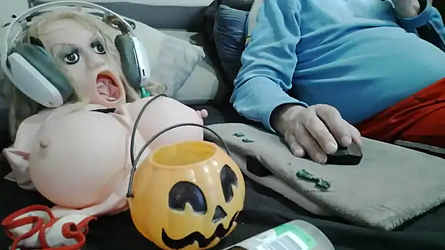 messi_syssy live cam on StripChat
