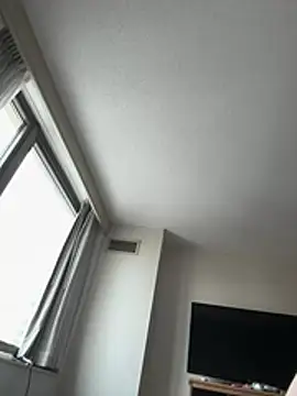 alex2p12 live cam on StripChat
