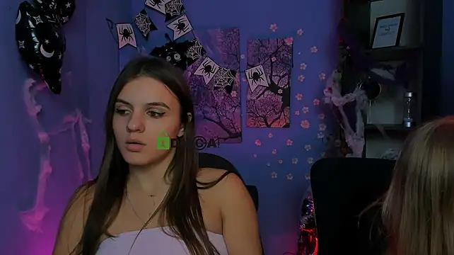 lisa_dark_