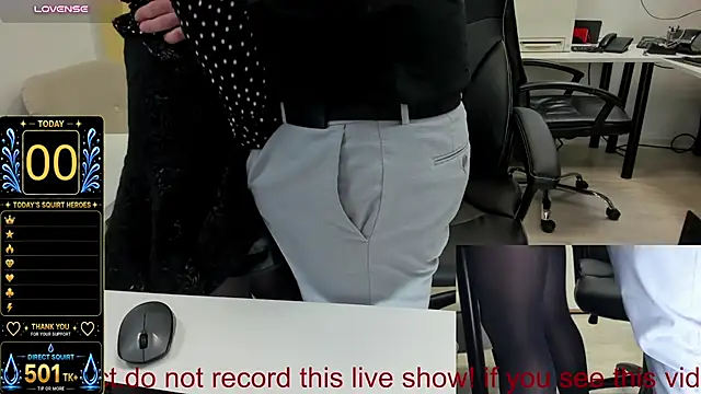 squirt_milf_vikt... Live Webcam on Stripchat