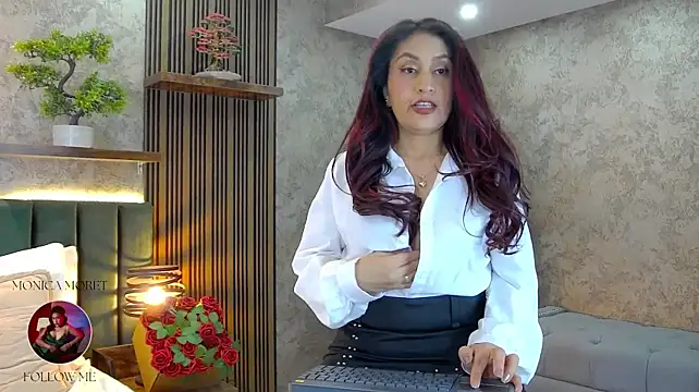 MonicaMoret webcam
