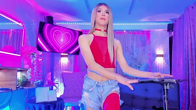 Queens_Wonders_Blonders