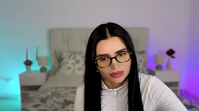 Little_miaa_ live cam on StripChat