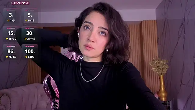 sara_lopez_s live cam on StripChat