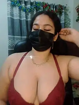 nosrat014 live cam on StripChat
