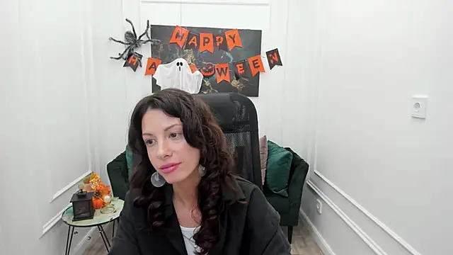 PeachMirage live cam on StripChat
