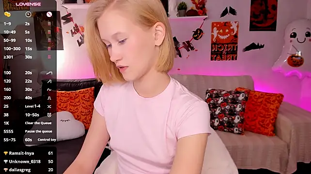 LovieVivien live cam preview
