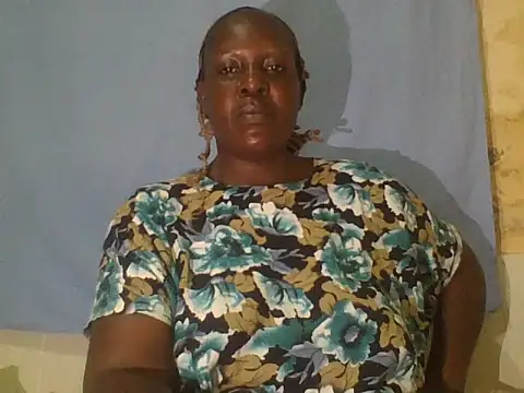KINKY-ASHA webcam