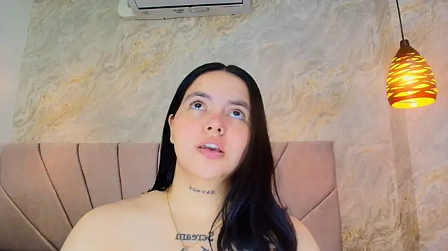 Mia_candy_0