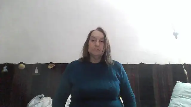 AnnaLive570 live cam on StripChat