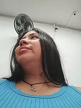 Amber_Herrera live cam on StripChat
