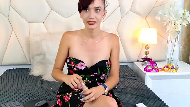 SabinaCruz live cam on StripChat