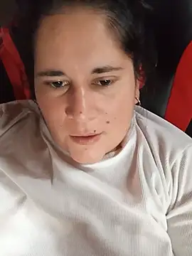 clara_arg (F milf) - Flash tetas + aceite