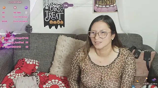 Olivia-browm live cam preview