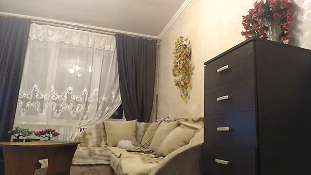 Amy_August live cam on StripChat