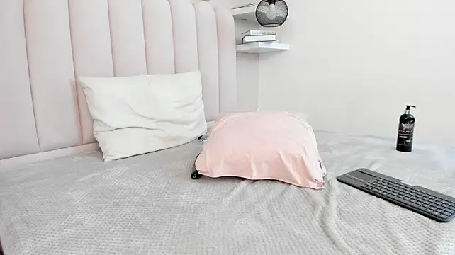 Megan__Hart_