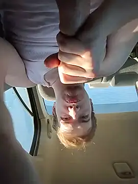 idwaynes (M twink) - Fuck pillows