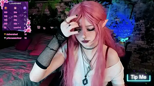 Ashley_Veil